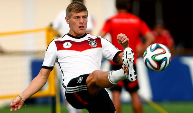 El centrocampista alemán Toni Kroos, en un entrenamiento con su selección.