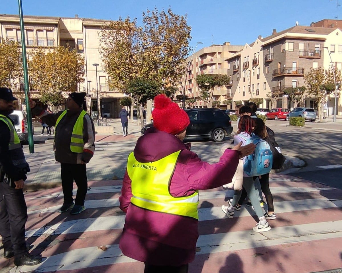 Policía por un día con usuarios de Adisciv