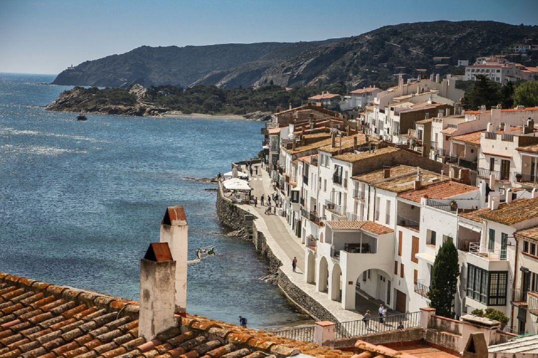 Una imatge panoràmica de Cadaqués