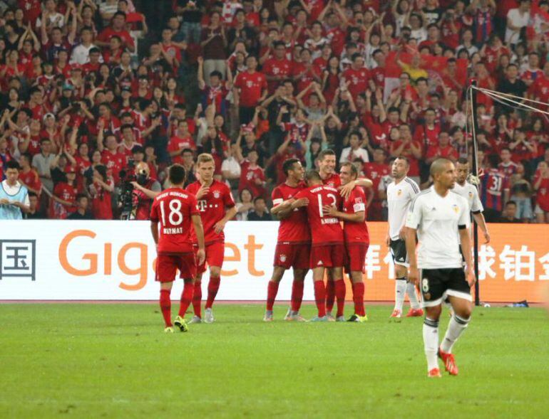 Jugadores del Bayern celebrando el 4-1