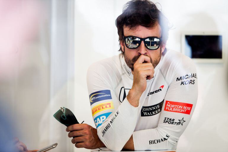 Fernando Alonso, pensativo