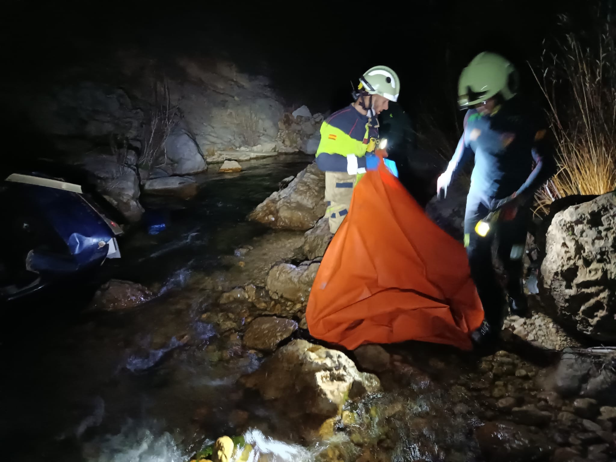 Imagen del rescate en el accidente en el río Tus, en Yeste