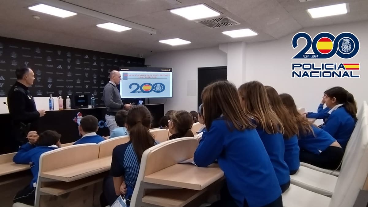 La Policía Nacional y el RC Celta organizan unas jornadas dirigidas a escolares en Vigo
