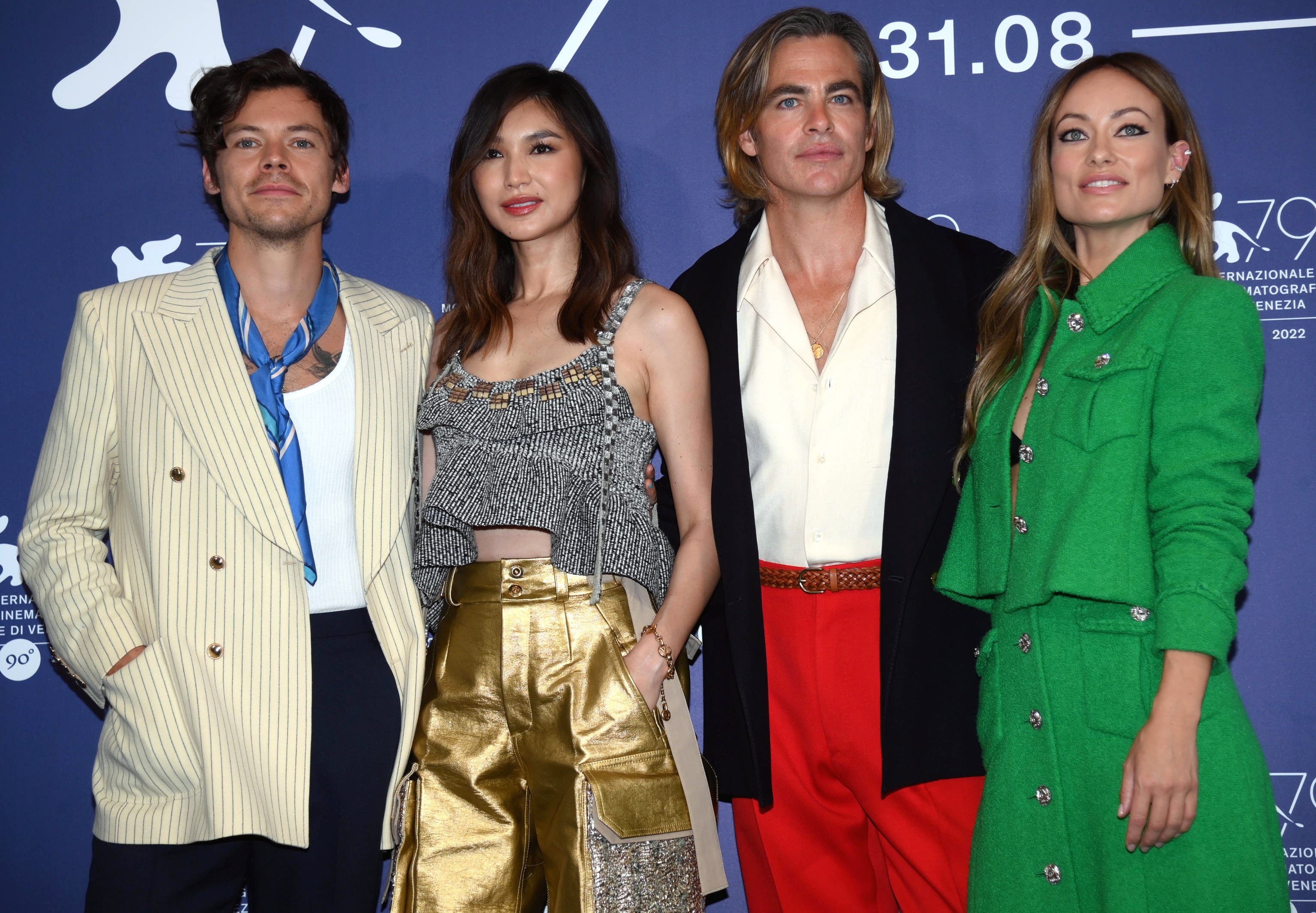 Venice (Italy), 05/09/2022.- (L-R) British singer and actor Harry Styles, British actor Gemma Chan, US actor Chris Pine and US filmmaker Olivia Wilde pose at a photocall for &#039;Dont worry darling&#039; during the 79th annual Venice International Film Festival, in Venice, Italy, 05 September 2022. The movie is presented out of competition at the festival running from 31 August to 10 September 2022. (Cine, Italia, Niza, Venecia) EFE/EPA/CLAUDIO ONORATI
