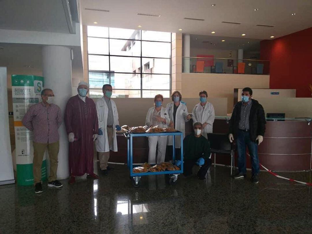 Donación de comida al Hospital de Tomelloso