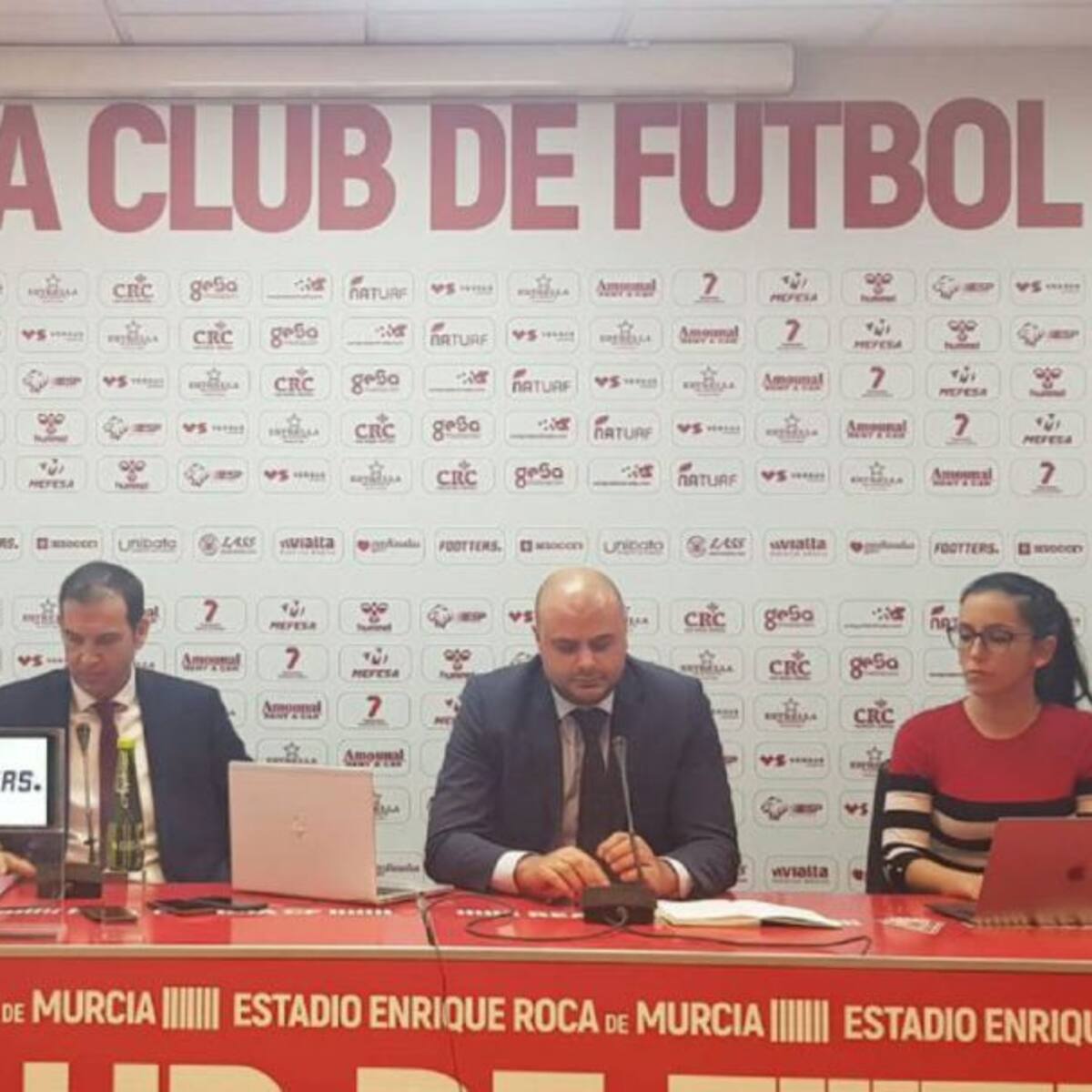 El Real Murcia sigue sin cerrar más de dos millones de euros del concurso de acreedores