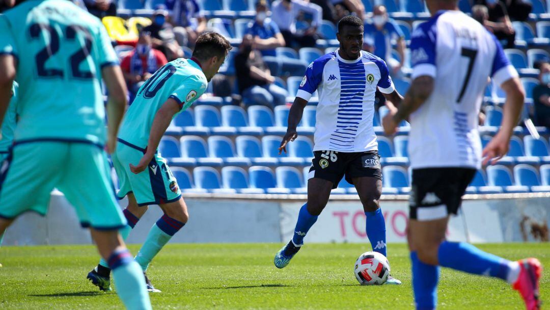 Kevin Appín, frente al At. Levante