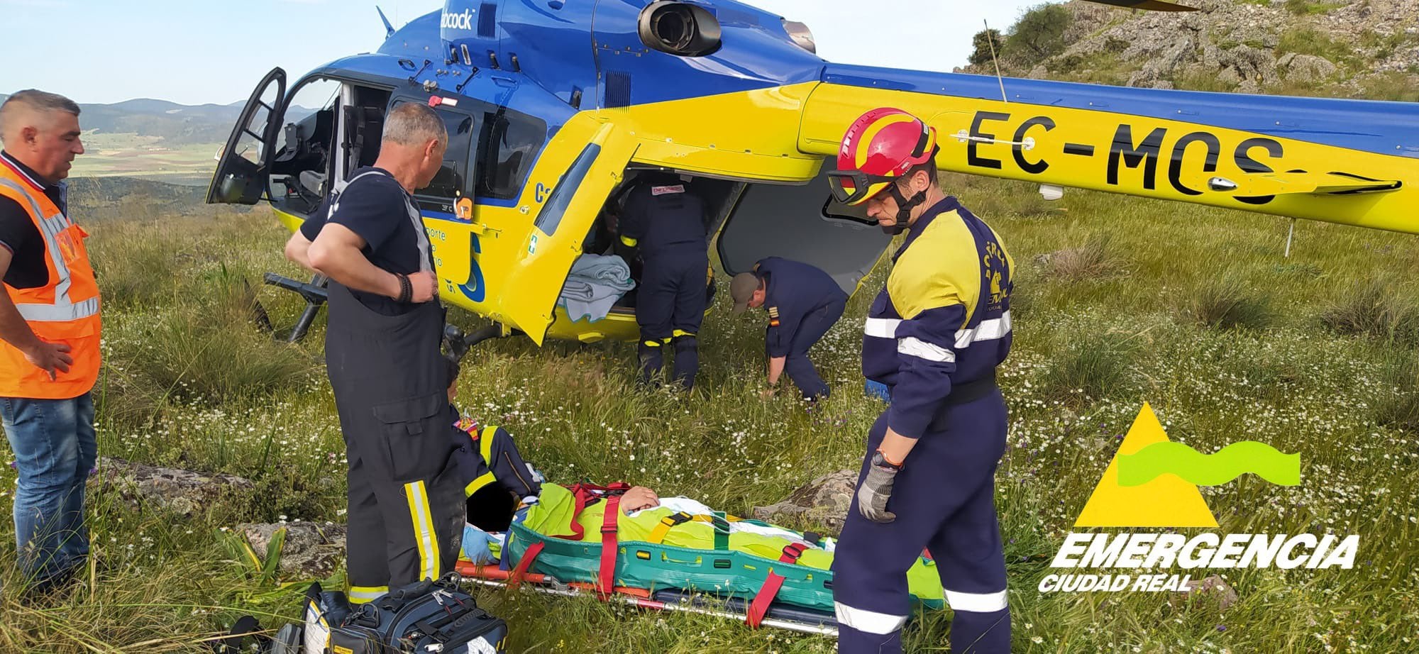 Bomberos de Ciudad Real colaboraron en el rescate de una persona que había sufrido un accidente con su parapente