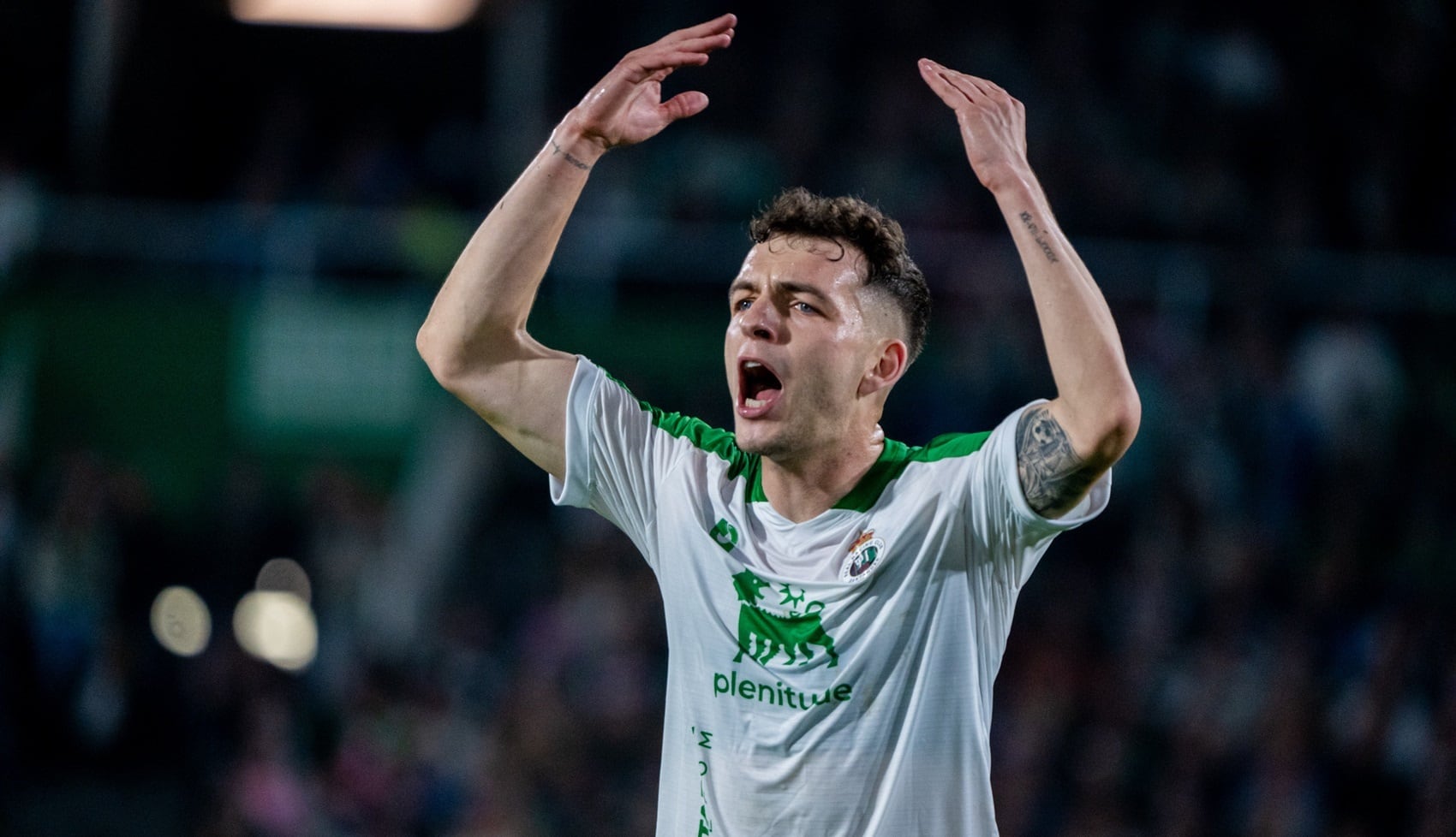 Iñigo Vicente, durante el Racing - Burgos.