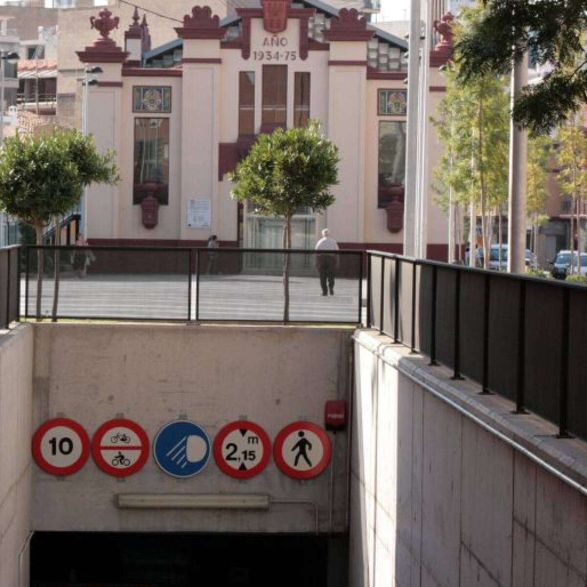 El Ayuntamiento paga casi dos millones de euros por un párking deficitario