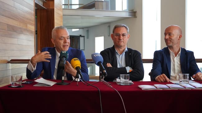 Massimo Gasparon, Joaquin Comas i Adolfo Vilafranca