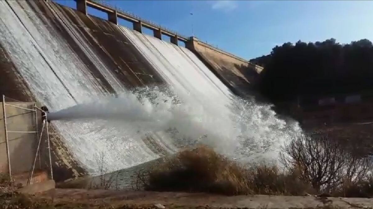 Peñarroya abre sus compuertas