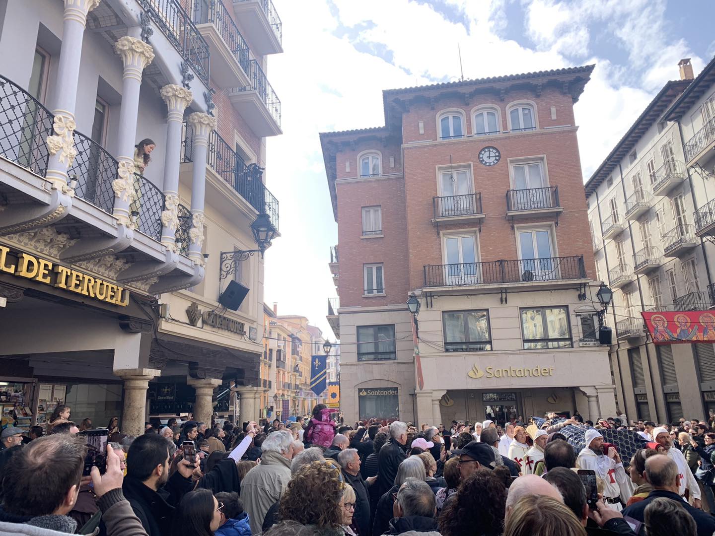 Más de 40 representaciones teatrales han abarrotado las calles de Teruel