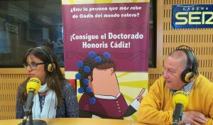 Marisé y Salvador en el concurso Doctorado Honoris Cádiz