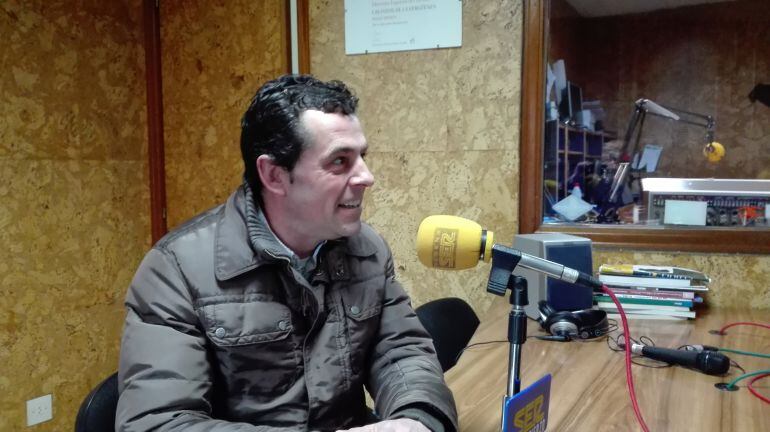 El presidente de los apicultores lo explica en Radio Bierzo