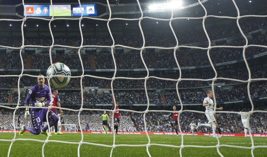 Rubén encajó dos goles en el Bernabéu