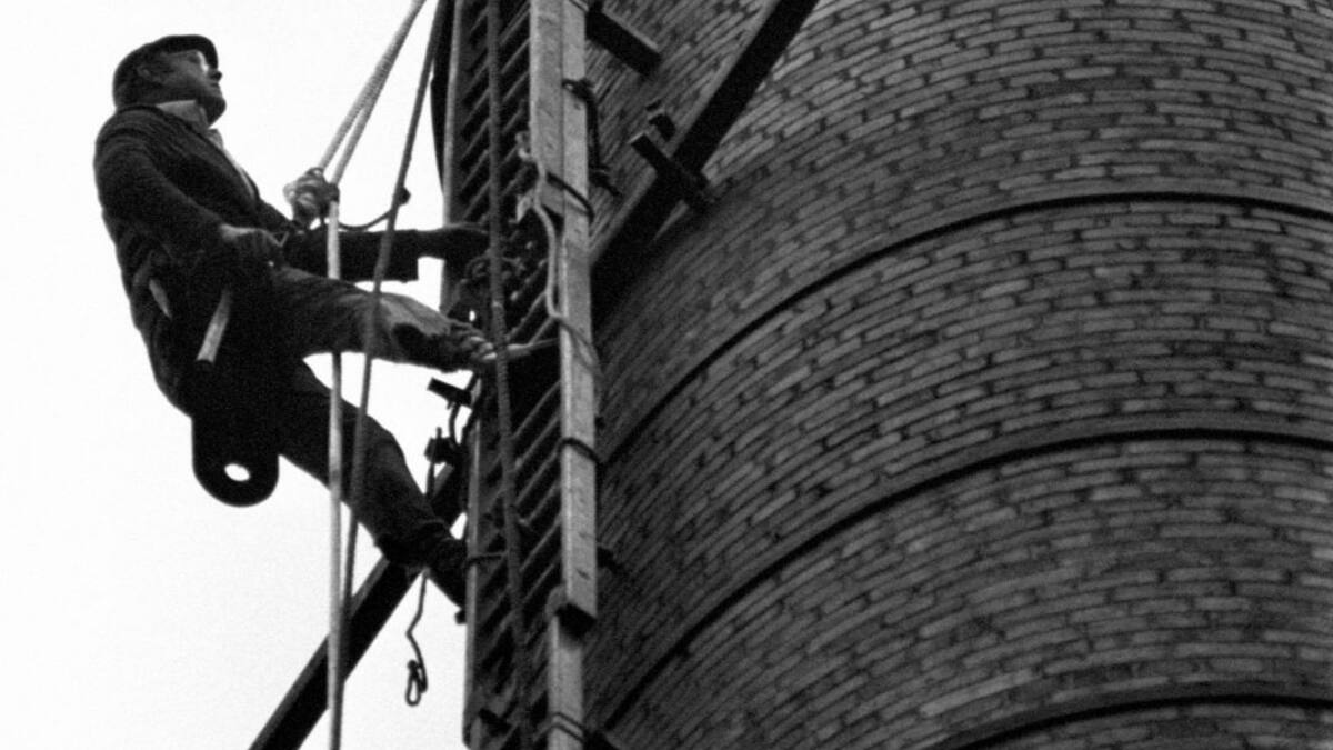 El complicado trabajo del señor Dibnah