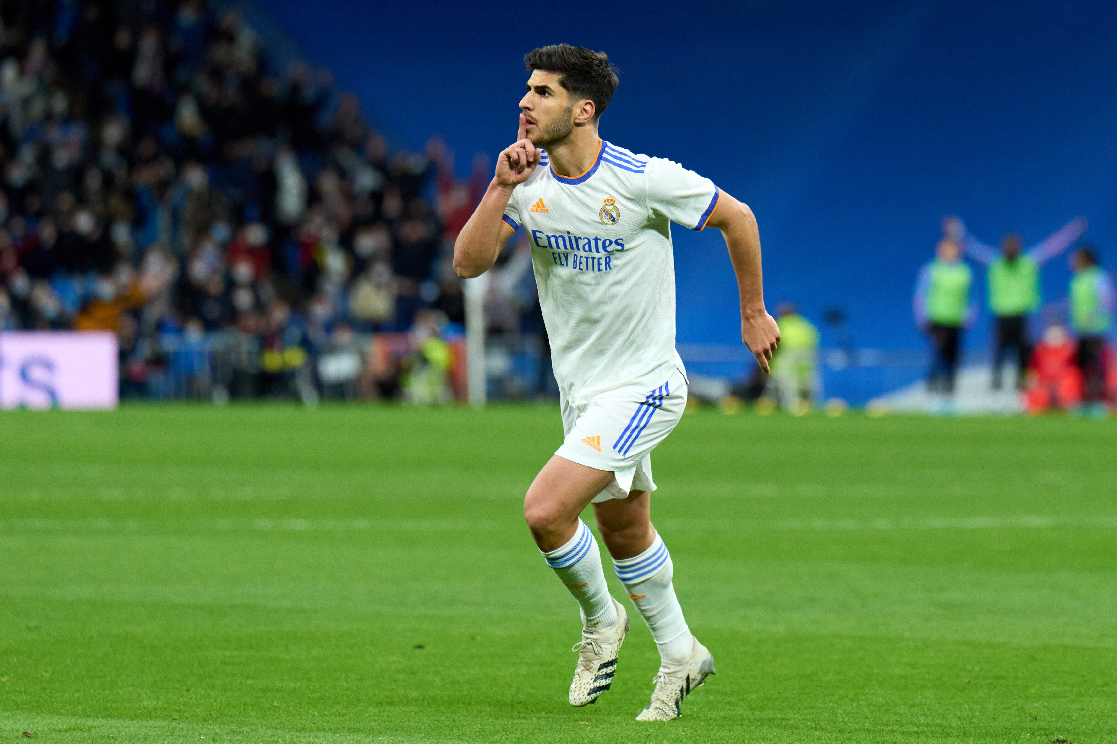 Asensio pide al Bernabéu que no pite