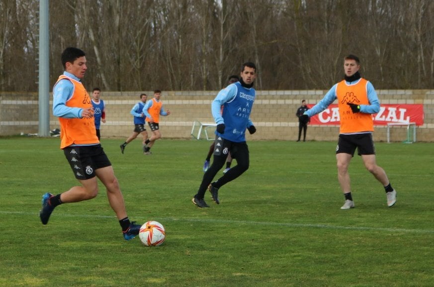 Álamo, durante uno de los entrenamientos en Puente Castro