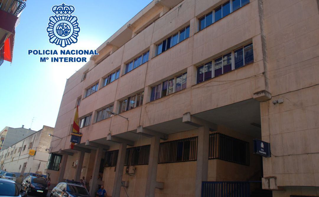 Comisaría de la Policía Nacional de Linares.