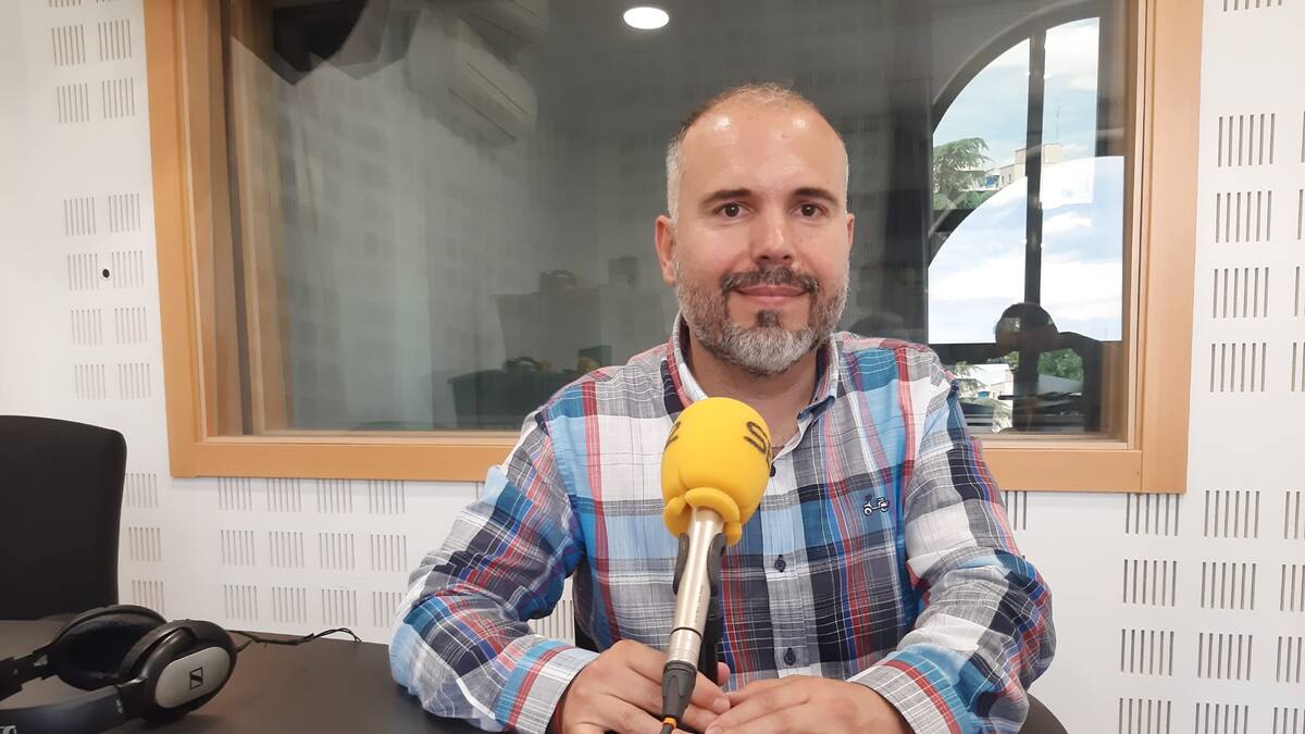 Entrevista a Carlos Delgado, candidato de ULEG a la alcaldía de Leganés, habla sobre posibles pactos de cara a la sesión de investidura de alcalde del sábado 17 de junio.