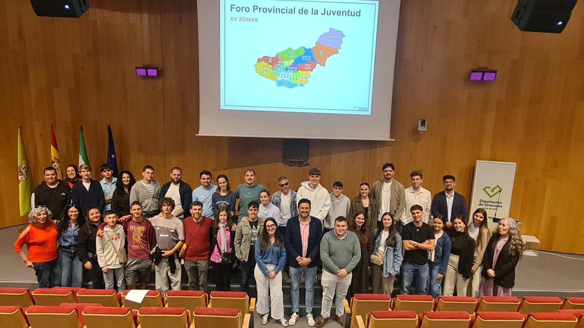 Constitución del I Foro Provincial de la Juventud.- DIPUTACIÓN DE GRANADA
