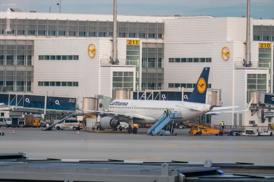 Un avión de la compañía alemana Lufthansa que duplicará sus conexiones con el aeropuerto Tenerife Sur desde Múnich a partir de octubre