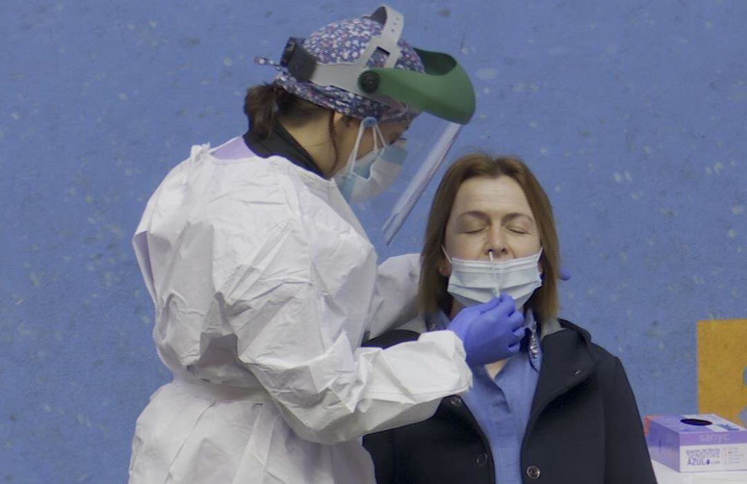 Archivo - Prueba PCR