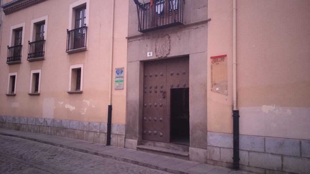 Fachada del Palacio del Regidor Navarro, sede de la Cámara de Comercio de Ávila