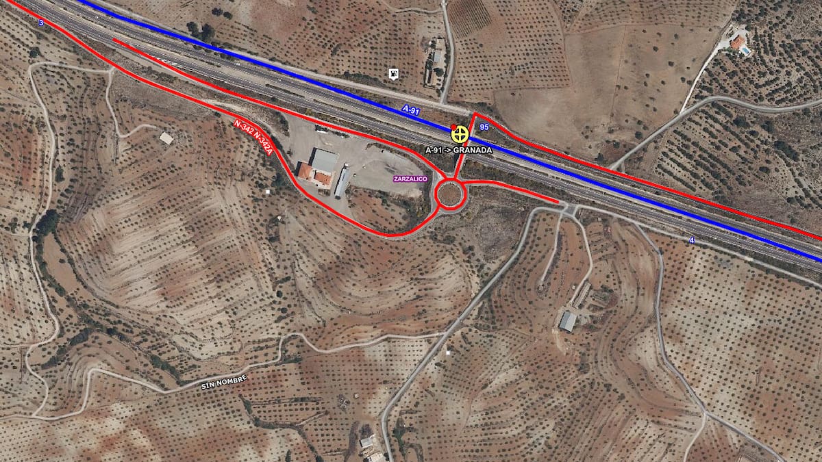 Herido el conductor de un camión tras colisionar con un turismo en Puerto Lumbreras