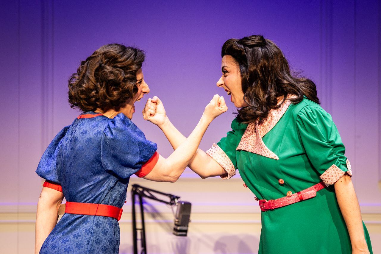 Malena Alterio y Carmen Ruiz en 'La vida extraordinaria' de Mariano Tenconi