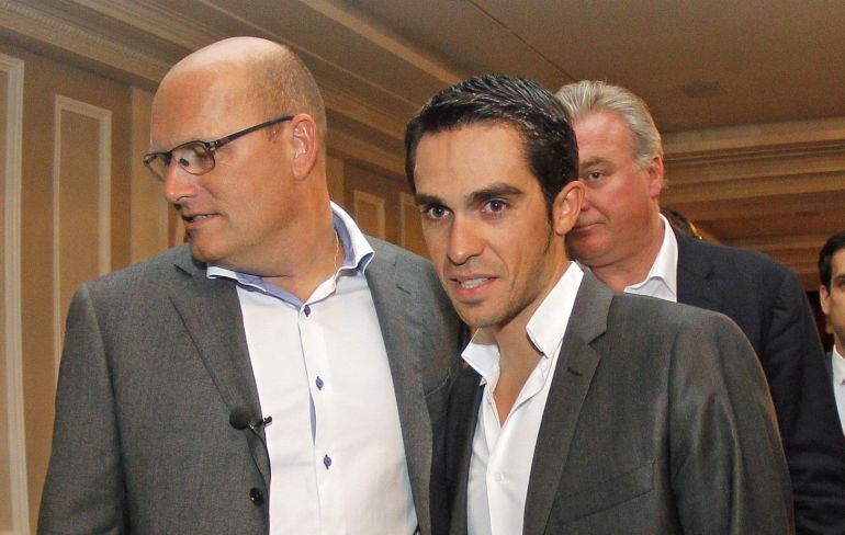 10/10/13 rueda de prensa de SAXO BANK ALBERTO CONTADOR Y BJARNE RIIS CICLISMO