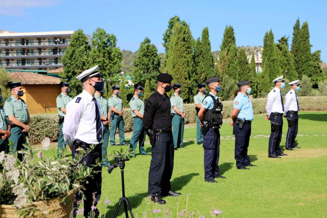 Presentación de los policías internacionales que participarán en el Plan Turismo Seguro 2021 de Baleares - GUARDIA CIVIL BALEARES