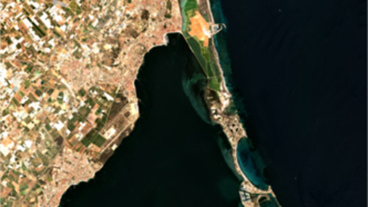 El IEO encuentra la explicación a la mancha blanca del Mar Menor