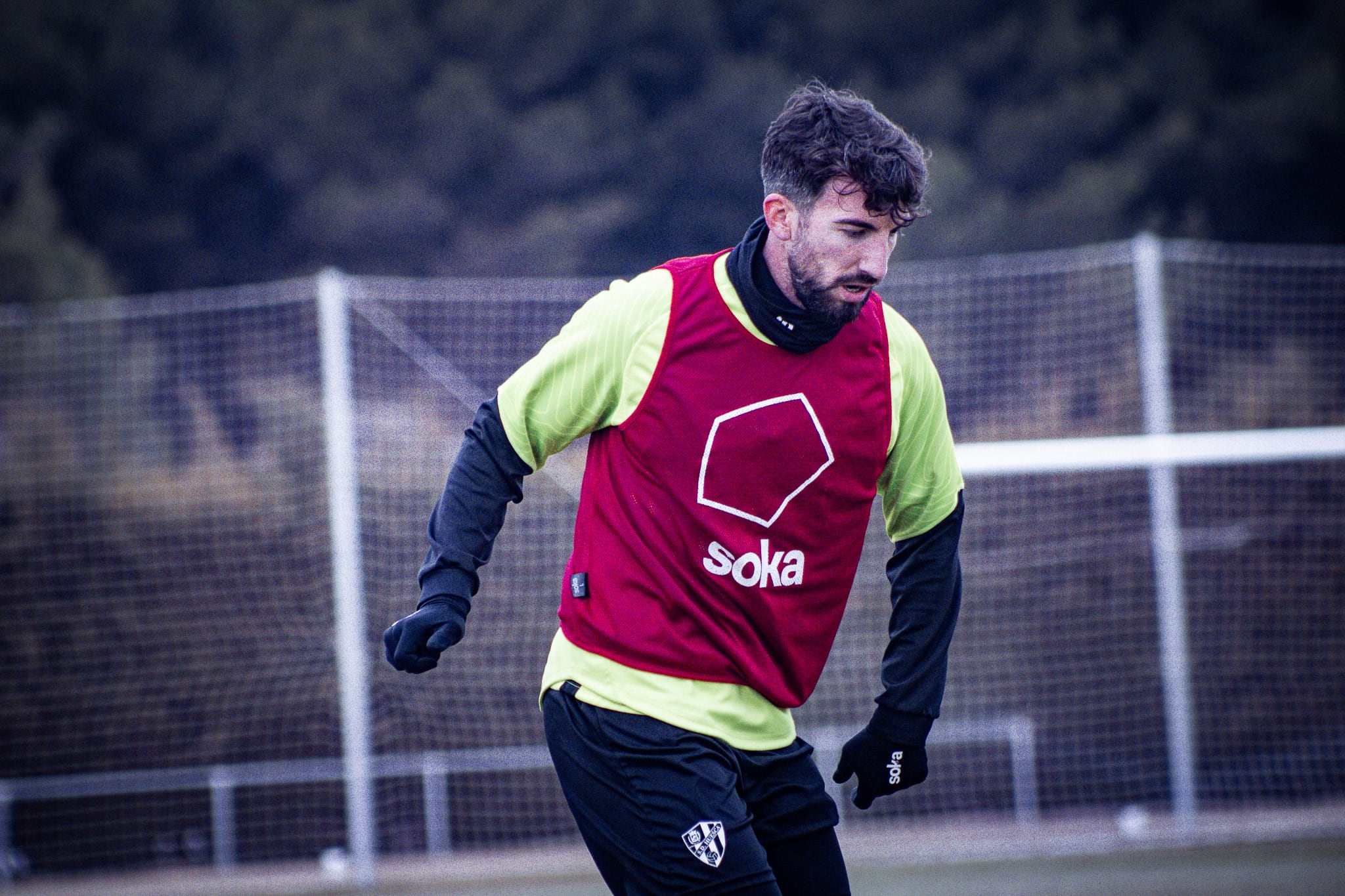 Javi Pérez durante un entrenamiento en la SD Huesca