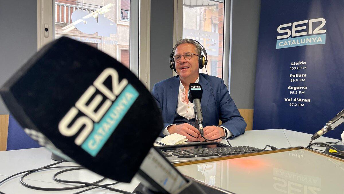 Un moment de l'entrevista a Joan Talarn.