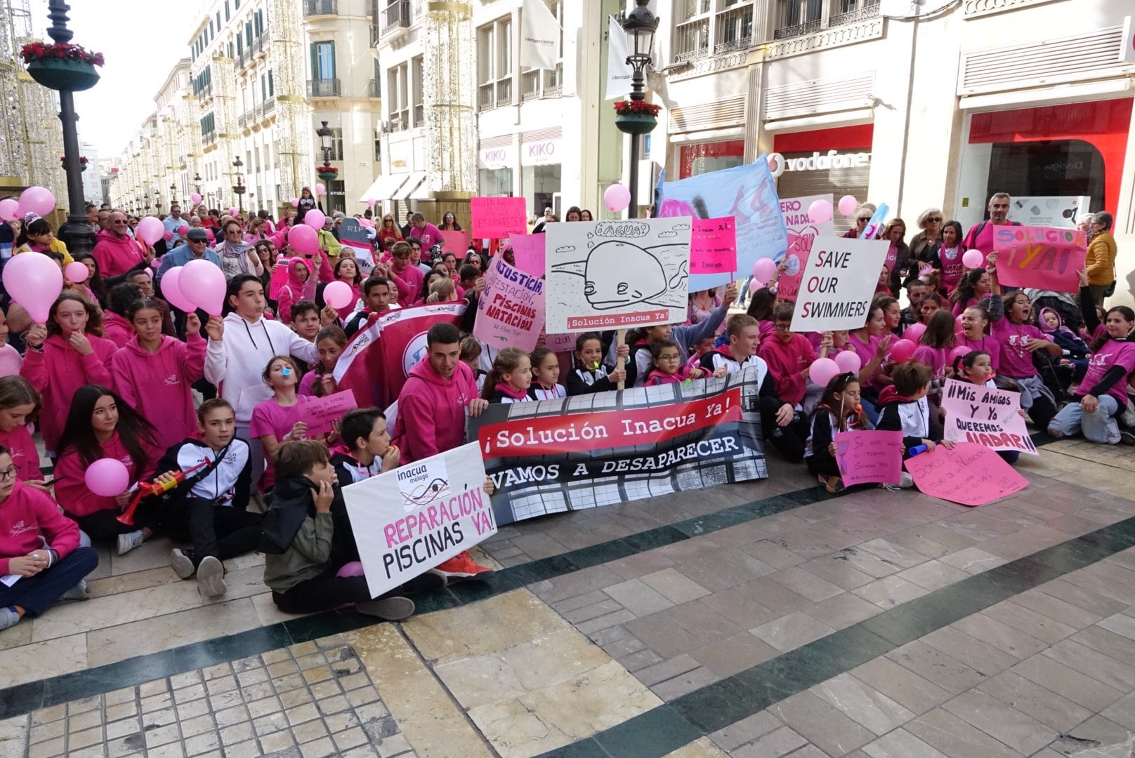 Un momento de la protesta en calle Larios