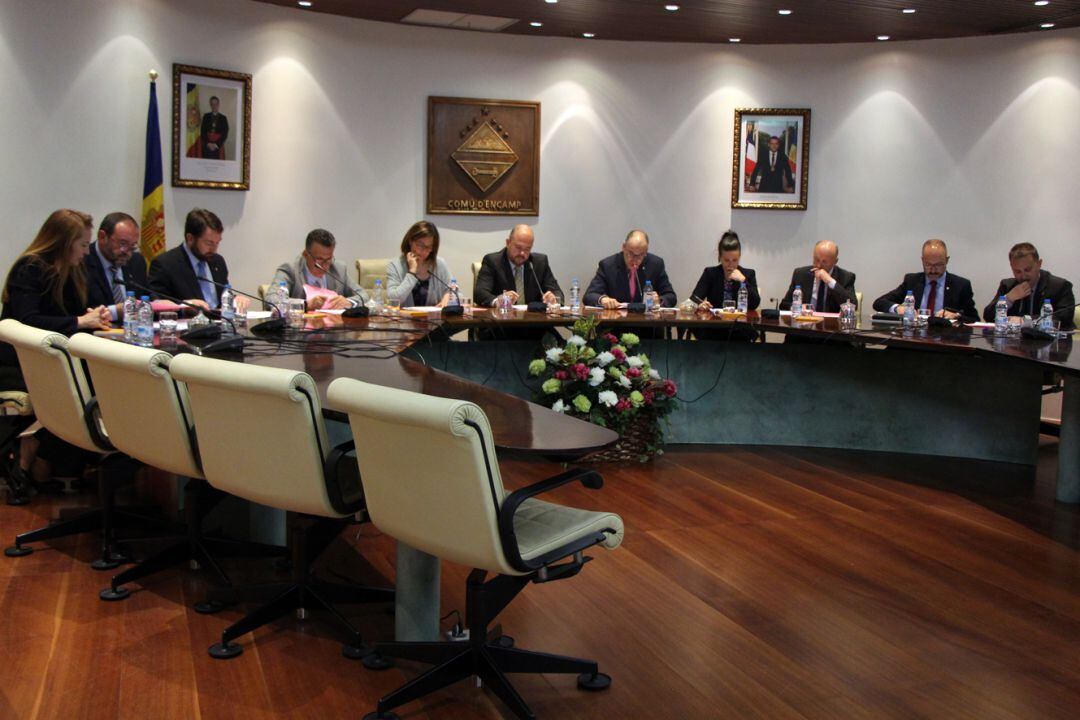 Sessió extrahordinària del consell de comú d'Encamp, aquest dijous,per aprovar les mesures urgents d'ajuda als comerciants del Pas de la Casa.