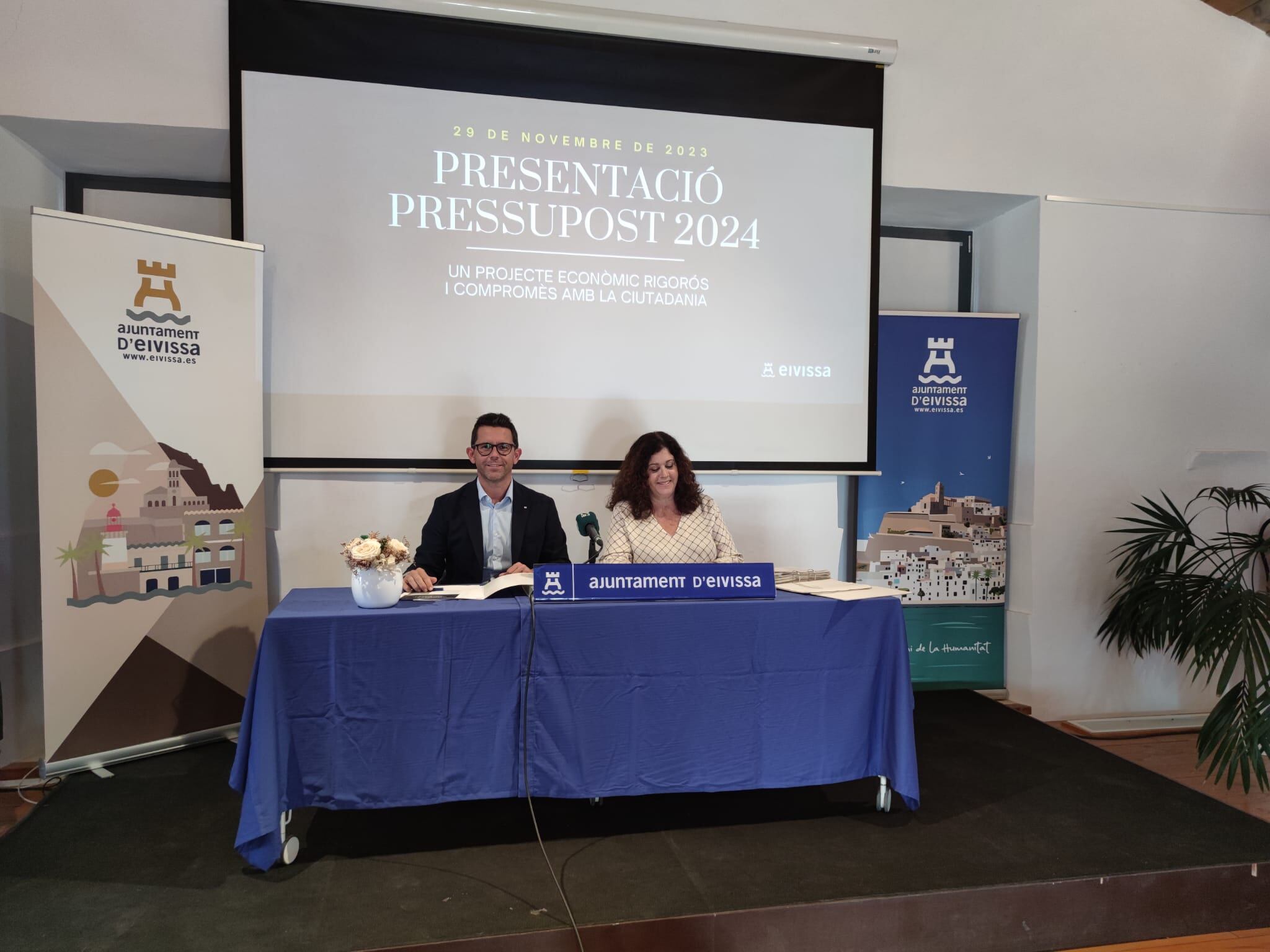 Un momento durante la presentación de las cuentas