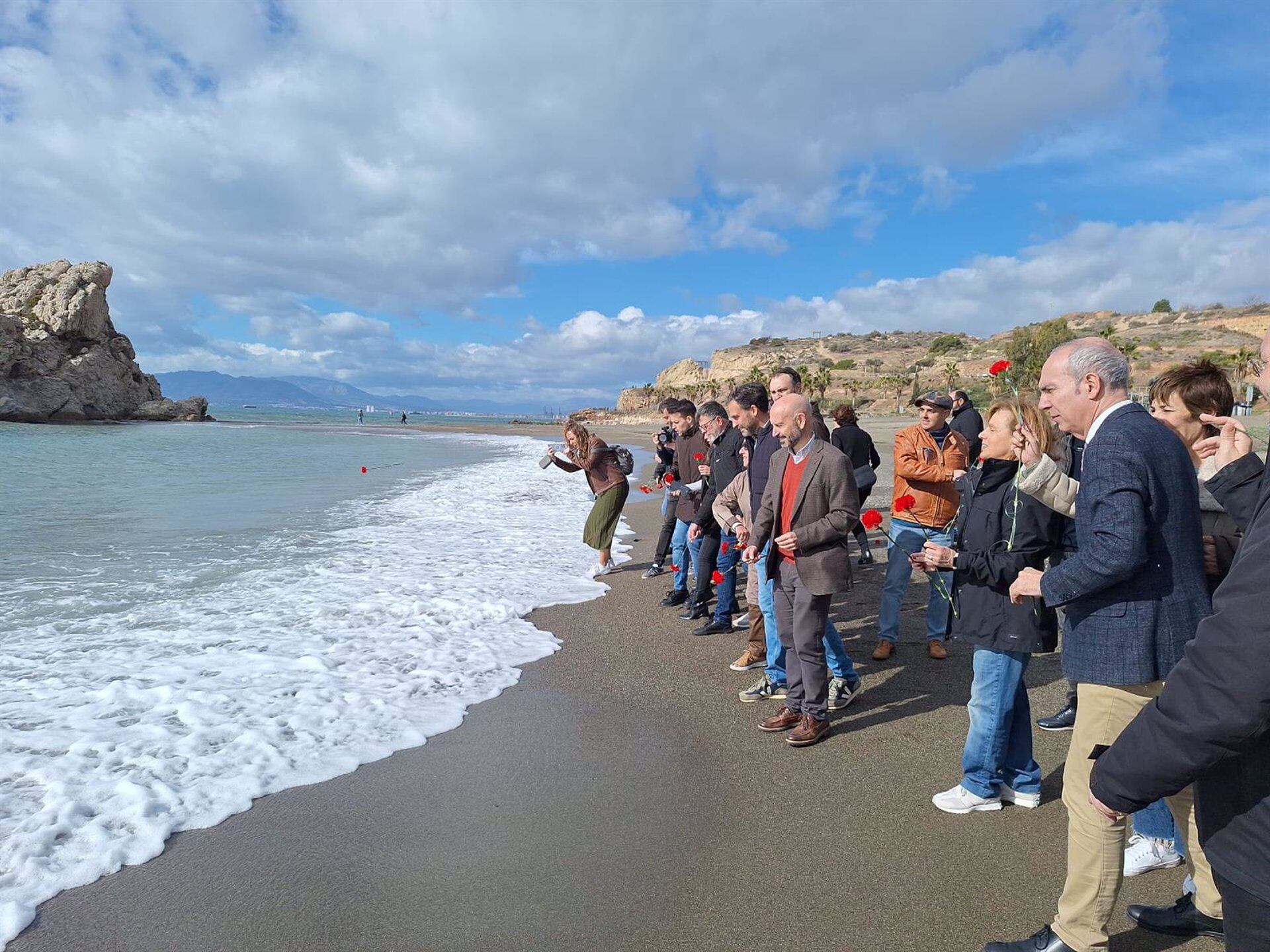 Acto simbólico con motivo del 87 aniversario de la Desbandá en Málaga