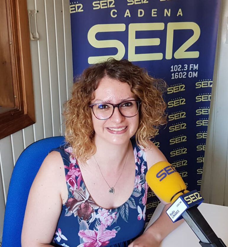 Selene Simón, Guía Oficial de Turismo.