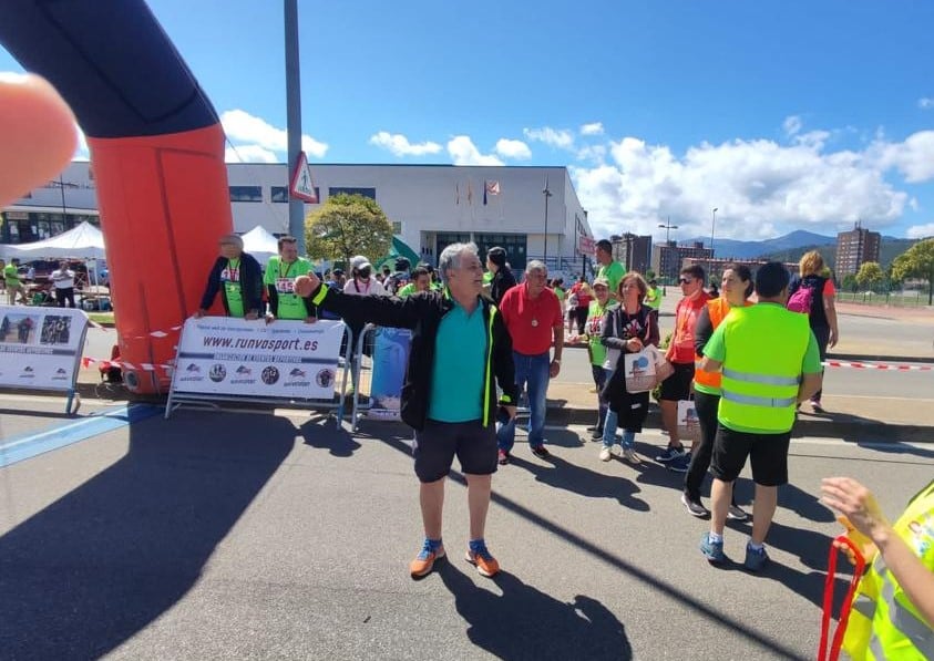 &#039;Monchi&#039; en una carrera solidaria de Proyecto Hombre