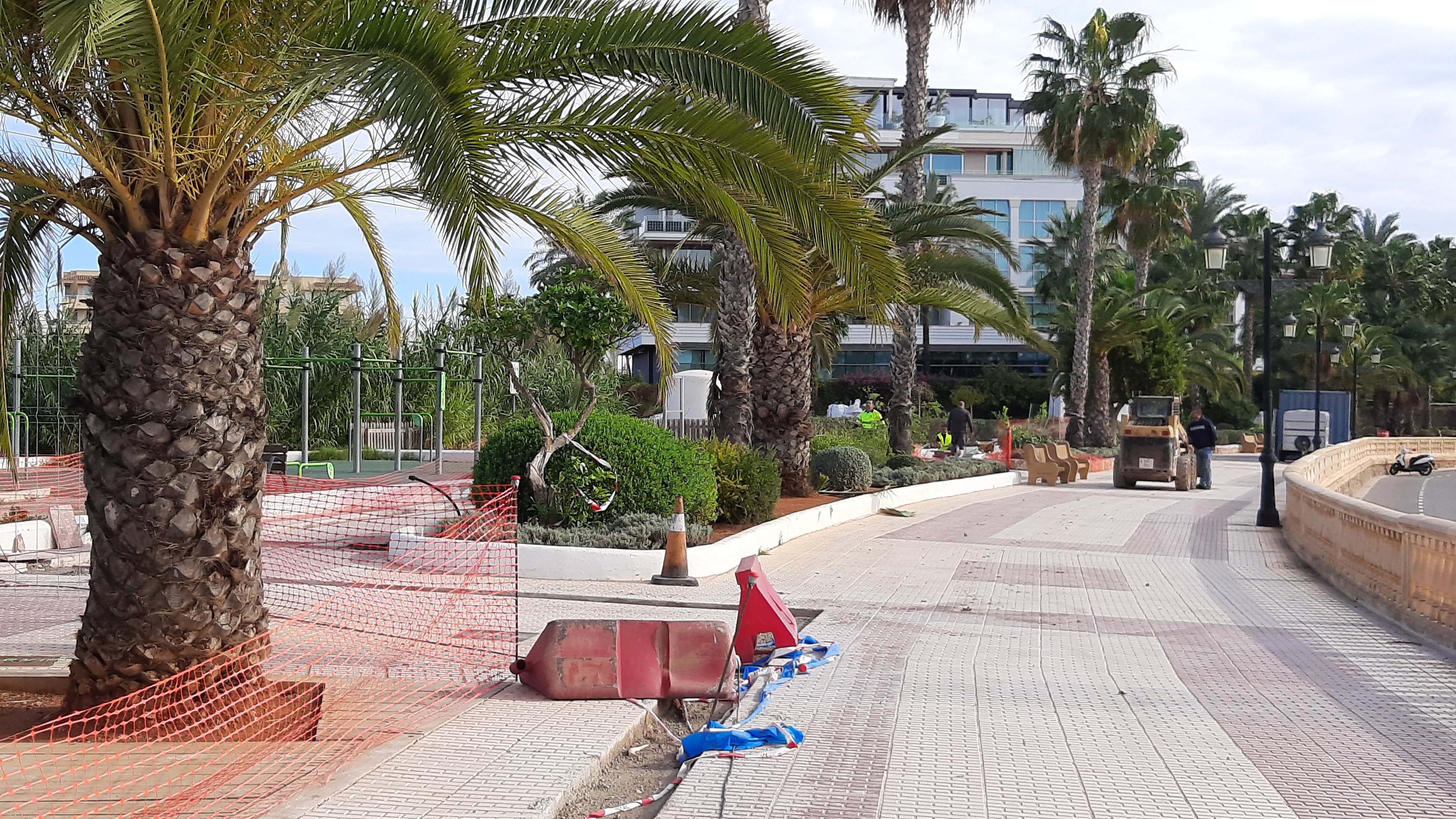 Imagen de las obras en el Paseo Marítimo