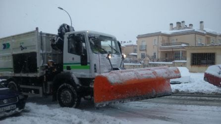 Quitanieves trabajando