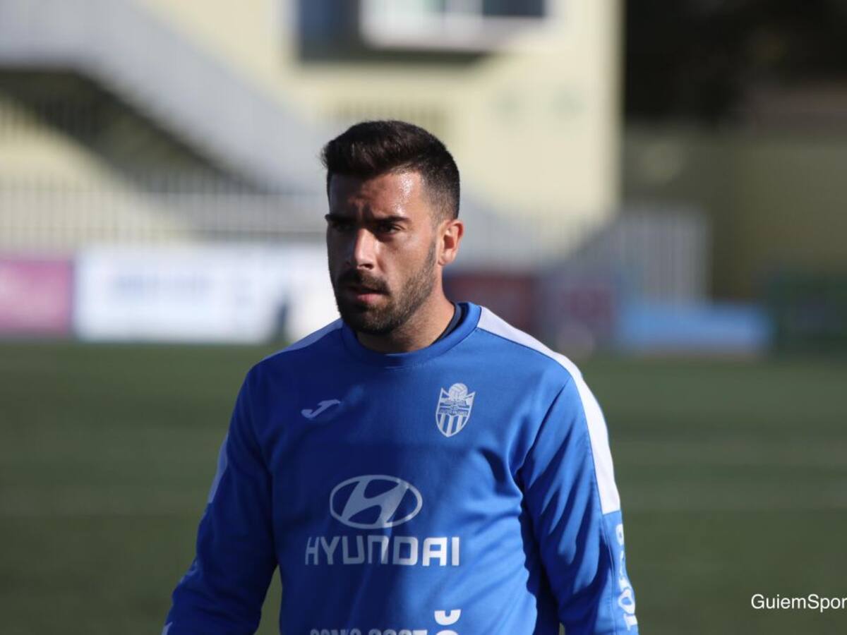 Adri Hernández: "Firmaría ganar todos los de casa y empatar alguno fuera"