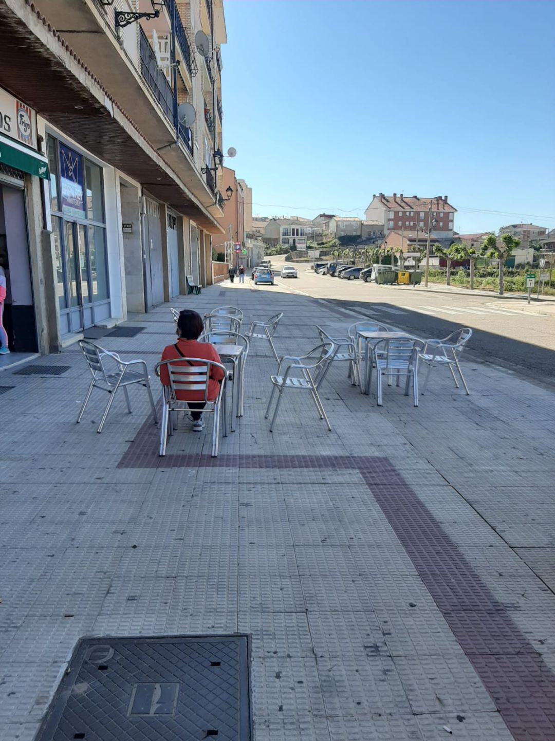 A primera hora de la mañana se veía algún que otro cliente consumiendo en las terrazas de Roa