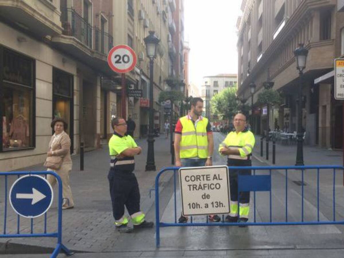 La calle Rosario con Martínez Villena sigue hoy cortada
