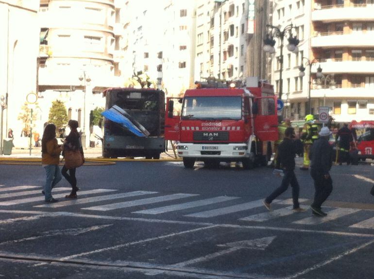 Autobús quemado