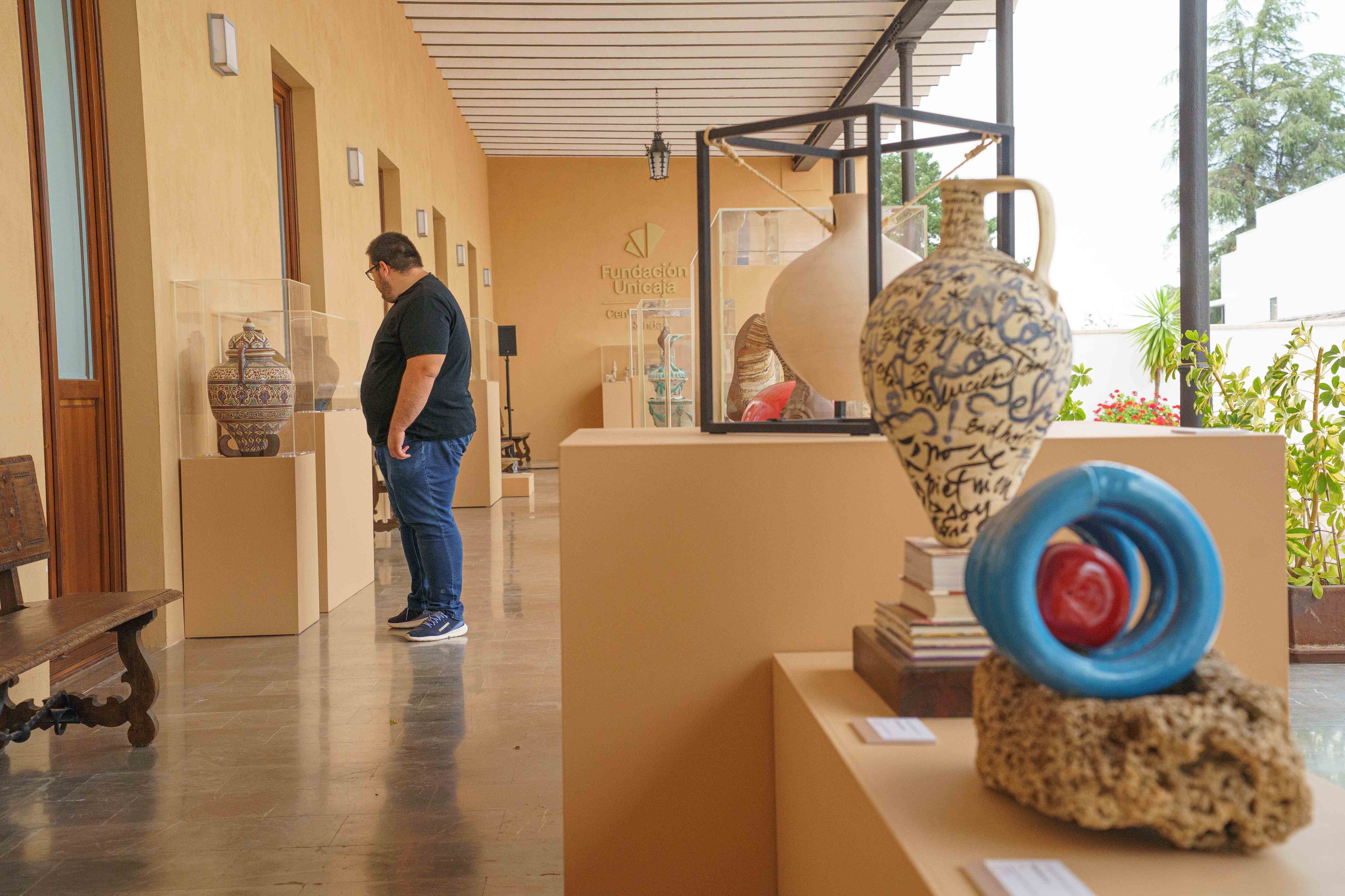 Exposición Del Alfar al taller