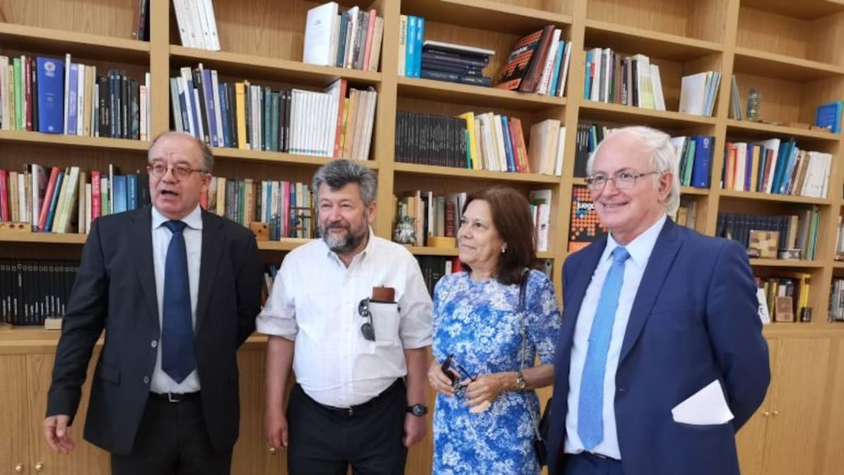 Inaugurada la Biblioteca Matemática de Pajares de Adaja
